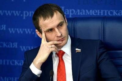Сергей Леонов - В Совфеде прокомментировали заявление главы МИД Украины о российской вакцине - argumenti.ru - Россия - Украина