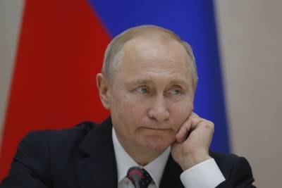 ФБР США начала расследование из-за открытки с фразой о Путине - mk.ru - США