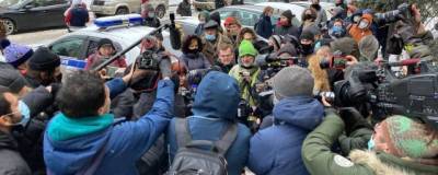 Азат Мифтахов - Вероника Полякова - В Москве задержаны активисты, поддержавшие на суде Мифтахова - runews24.ru - Москва