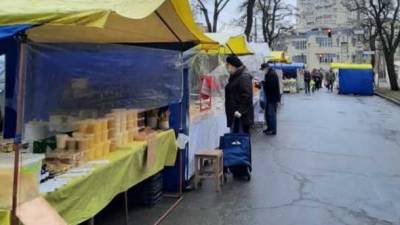 В Киеве ярмарки на выходных отменили из-за ухудшения погоды - ru.espreso.tv - Киев - район Голосеевский - район Святошинский - район Дарницкий