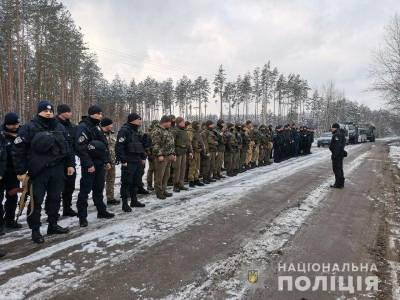 Янтарный рейд: На клондайках Ровенщины задержали 25 человек - news.bigmir.net