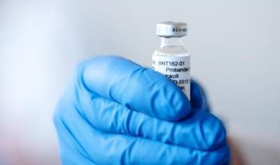 Pfizer рассмотрит возможность регистрации своей вакцины от коронавируса в России - newizv.ru - Сколково