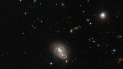 Астрономы из Чили запечатлели на фото угасающую галактику - polit.info - Чили