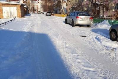 Бузулучан ничего кроме нечищеного снега пока не волнует - oren.mk.ru