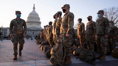 Дональд Трамп - Майк Пенс - Политическая борьба в США: накал страстей возрастает - vesti.ru - США