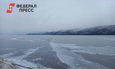 На Байкале под лед провалились 5 человек (видео) - fedpress.ru - Иркутск - Омск