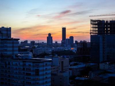 Россияне выбрали лучшие города для работы и карьерного роста - news.vse42.ru - Москва - Санкт-Петербург - Сочи - Краснодар - Екатеринбург - Воронеж - Новосибирск - Нижний Новгород - Челябинск - Пермь - Красноярск - Казань - Ростов-На-Дону - Волгоград - Самара - Хабаровск
