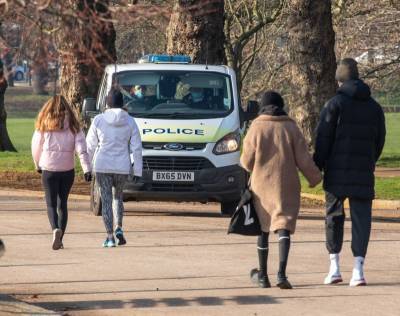 В Великобритании ужесточат наказание за нарушение ковид-ограничений - tvc.ru - Англия - Лондон - Голландия