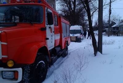 Под Днепром скорая помощь с роженицей застряла в снегу - kp.ua