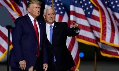 Дональд Трамп - Нэнси Пелоси - Майк Пенс - Пенс не будет отстранять Трампа с помощью 25-й поправки - capital.ua - США
