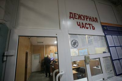 В Ленобласти в результате погони полиция остановила джип, в салоне которого оказался труп - znak.com - Ленинградская обл. - Санкт-Петербург