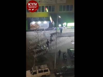 В столице возле супермаркета произошла сильная драка - enovosty.com - Киев - район Днепровский, Киев - Столица