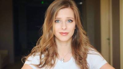 Илья Авербух - Элизабет Арзамасова - Замужняя Лиза Арзамасова очаровала поклонников новым фото из Сочи - nation-news.ru - Сочи