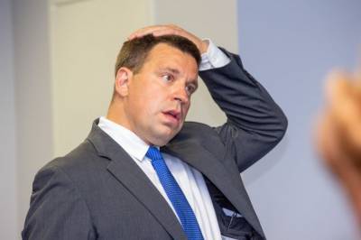Юри Ратас - Премьер Эстонии подал в отставку из-за обвинений в коррупции - newsone.ua - Эстония