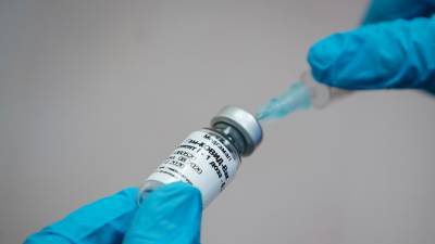 Евгений Никонов - В Хабаровский край доставили более двух тысяч доз вакцины от COVID-19 - russian.rt.com - Хабаровский край