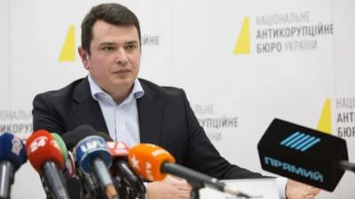 Артем Сытник - Надбавки и отпускные: Сытнику в декабре заплатили 194 тыс. гривен - from-ua.com - Украина