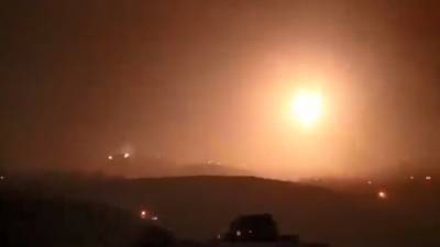 Майк Помпео - В результате авиаудара Израиля по востоку Сирии погибли 40 человек - vesti.ru - США - Сирия - Ирак - Иран
