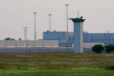 Дональд Трамп - Смертную казнь в США отложили из-за COVID-19 у осужденных - lenta.ru - США - Вашингтон