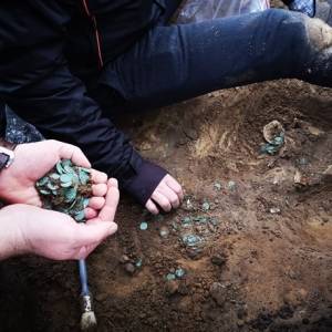 В Венгрии обнаружили тысячу старинных монет. Фото - reporter-ua.com - Венгрия - Будапешт - Османская Империя