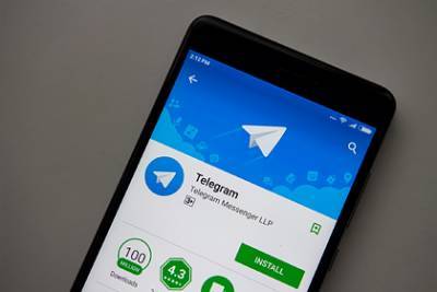 Дональд Трамп - Арсений Щельцин - Оценена вероятность удаления Telegram из популярных магазинов приложений - lenta.ru - США