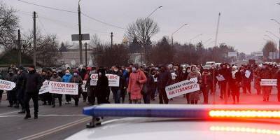 Тарифный протест в Житомире: люди пытались перекрыть трассу на Киев - nv.ua - Киев - Житомир - Тарифы