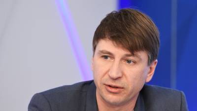 Александр Волков - Татьяна Тарасова - Алексей Ягудин - Евгений Плющенко - Станислава Константинова - Ягудин сравнил уход Константиновой от Плющенко с переходом «Васи» в другую школу - russian.rt.com - Зеленоград