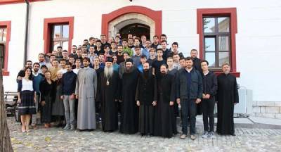 Николай СВЯТОЙ (Святой) - В Косово профессора и студенты записали песню в поддержку... - politnavigator.net - Косово