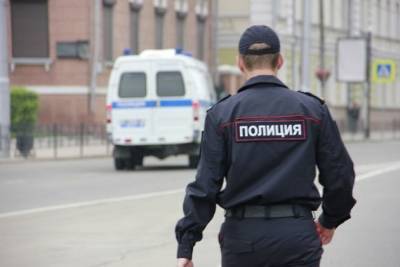 Пьяный забайкалец в аэропорту Тюмени покусал полицейского - chita.ru - Тюмень