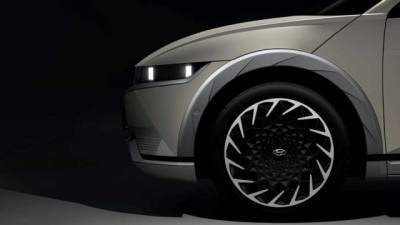 Hyundai опубликовала первые тизеры электрокроссовера Ioniq 5 - delovoe.tv - Санкт-Петербург