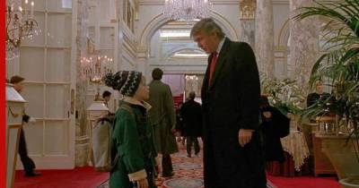 Дональд Трамп - Крис Коламбус - Джо Байден - Трампа вырезали из фильма "Один дома–2" - profile.ru - США - Нью-Йорк - Нью-Йорк