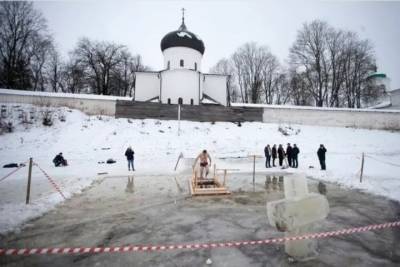 Крещенскую купель оборудуют возле Мирожского монастыря в Пскове - mk-pskov.ru - Псков