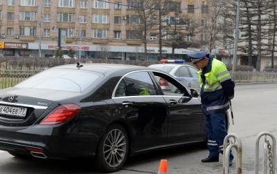 В России предложили привязать штрафы к стоимости автомобиля - zr.ru