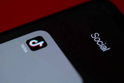 Аккаунты подростков до 15 лет в TikTok автоматически станут приватными - ivbg.ru - Украина