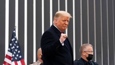 Дональд Трамп - Вильям Де-Блазио - Нью-Йорк прекращает сотрудничество с компанией Трампа - vesti.ru - США - Нью-Йорк - Нью-Йорк