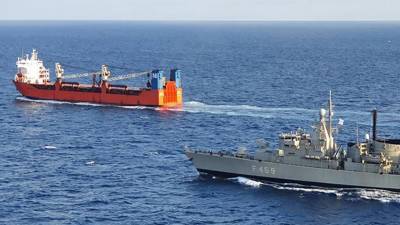 Павел Данилин - Эксперт прокомментировал высадку спецназа НАТО на российский корабль - gazeta.ru - Греция - Адлер