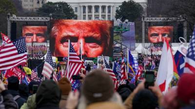 Дональд Трамп - Трамп обзаведется персональным законом – куда заведет процедура отстранения президента - news-front.info - США - Вашингтон