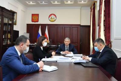 Вячеслав Битаров - Северная Осетия направит на борьбу с бедностью более 150 млн рублей - kavkaz.mk.ru - респ. Алания