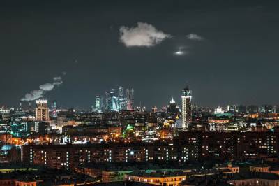 Сергей Собянин - В Москве продлили введенные из-за коронавируса ограничения – Учительская газета - ug.ru - Москва