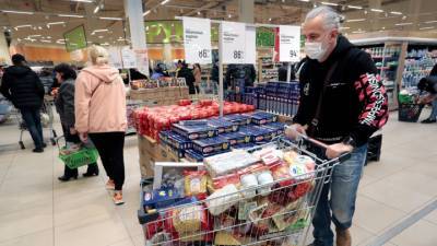 Михаил Мишустин - Кабмин ожидает возвращения инфляции на уровень 4% - vesti.ru