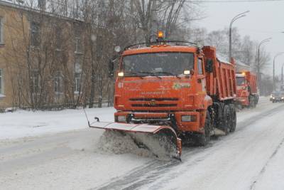 В Твери круглые сутки чистят улицы и вывозят снег - tver.mk.ru - Тверь