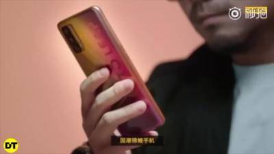 В Китае стартовали продажи смартфона Realme V15 - delovoe.tv