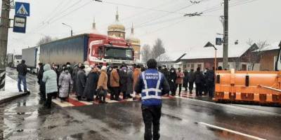 В ряде областей Украины продолжились тарифные протесты — фото - nv.ua - Ивано-Франковская обл. - Тарифы