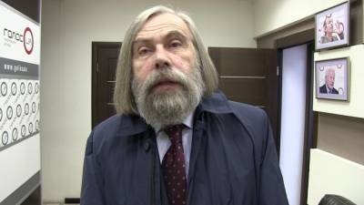 Владимир Зеленский - Петр Порошенко - Михаил Погребинский - Киевский политолог раскрыл, как Порошенко помог Зеленскому стать президентом - politros.com - США - Украина - Киев