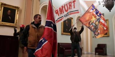 Дональд Трамп - Джо Байден - Штурм Капитолия: арестован мужчина, который держал в руках флаг Конфедерации — CNN - nv.ua - США - Вашингтон
