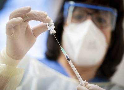 В Германии умерли 10 человек после прививки вакциной Pfizer и BioNTech - m24.ru