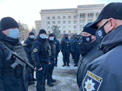 На Куликовом поле в Одессе собирались полицейские и нацгвардейцы – что произошло? (видео) - odessa-life.od.ua - Одесса - Одесская обл.