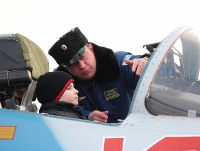 Летчики морской авиации БФ выполнили новогоднее пожелание юного калининградца - vpk-news.ru - Чкаловск