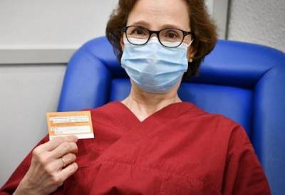 Эгилс Левитс - Вакцинация: жена президента Латвии показала пример и привилась - argumenti.ru - Латвия