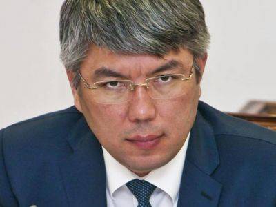Алексей Цыденов - Глава Бурятии отправил республиканское правительство в отставку - kasparov.ru - респ.Бурятия