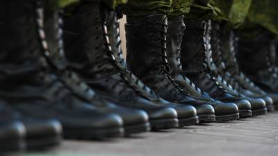 Военнослужащего из Камчатки осудили за кражу 8 млн рублей - gazeta.ru - Камчатский край